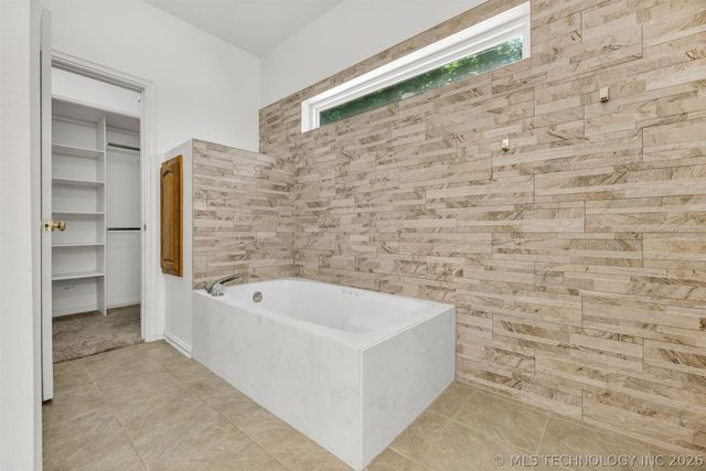 18326 S 131st East Avenue, Bixby, OK 74008
