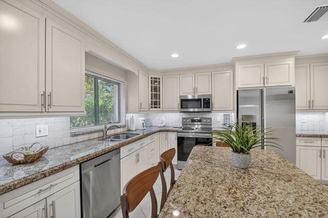 4723 Storkwood Lane A, Boynton Beach, FL 33436