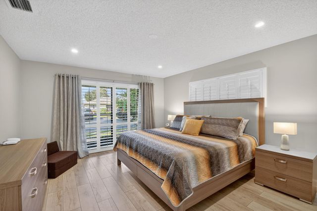 4723 Storkwood Lane A, Boynton Beach, FL 33436