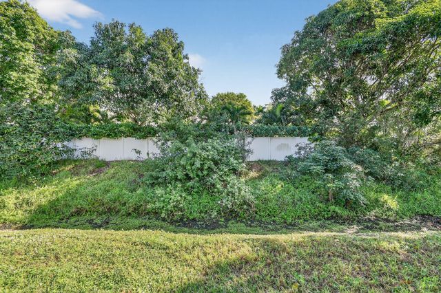 4723 Storkwood Lane A, Boynton Beach, FL 33436