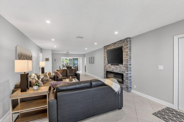 4723 Storkwood Lane A, Boynton Beach, FL 33436