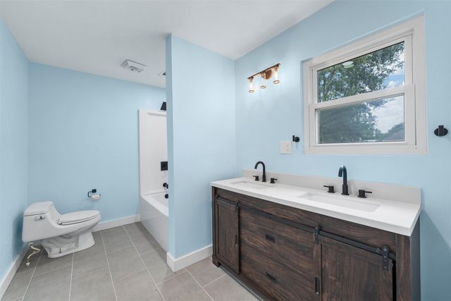 504 6TH Street, Valley Mills, TX 76689