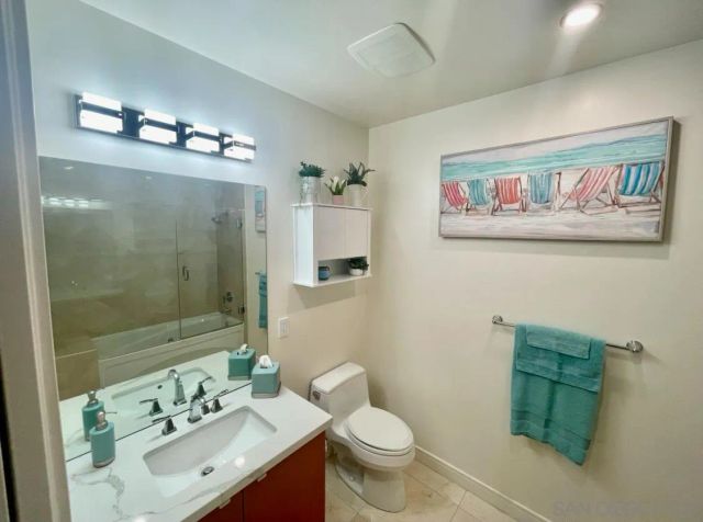 550 Front St 404, San Diego, CA 92101