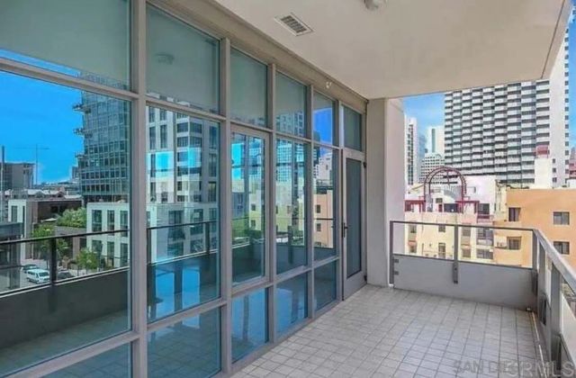 550 Front St 404, San Diego, CA 92101