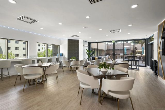 550 Front St 404, San Diego, CA 92101