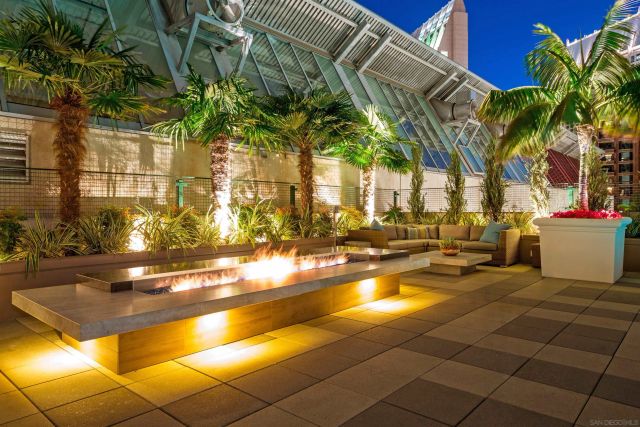 550 Front St 404, San Diego, CA 92101