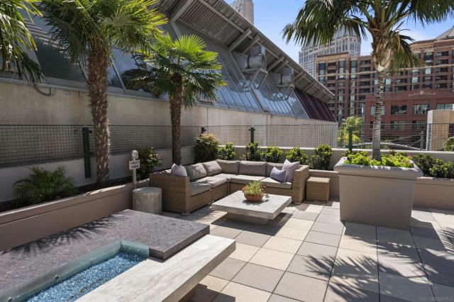 550 Front St 404, San Diego, CA 92101