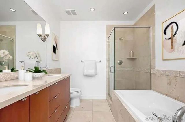 550 Front St 404, San Diego, CA 92101