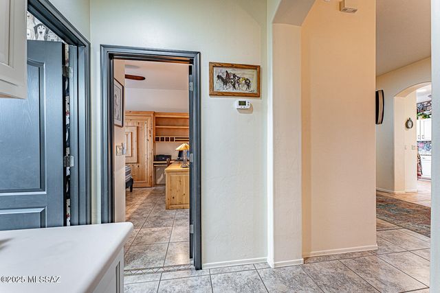 963 W Union Bell Drive, Green Valley, AZ 85614