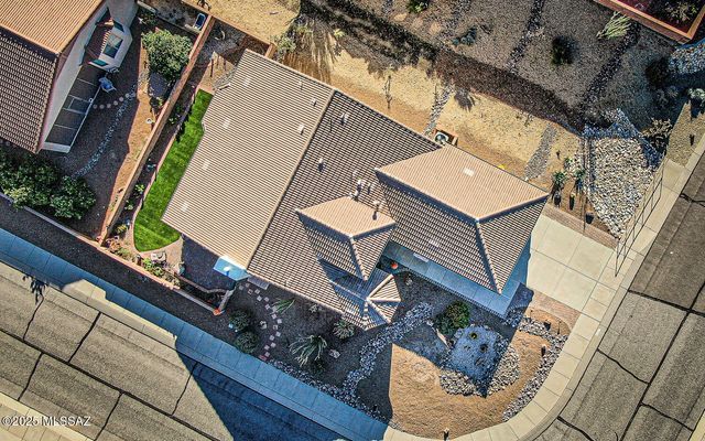 963 W Union Bell Drive, Green Valley, AZ 85614