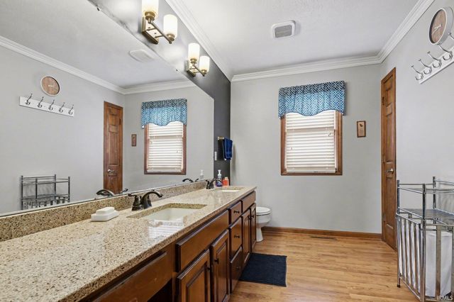 5605 Raleigh Drive, South Bend, IN 46614