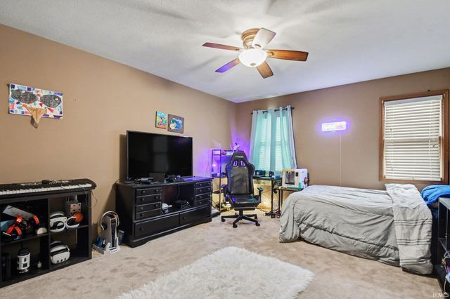 5605 Raleigh Drive, South Bend, IN 46614