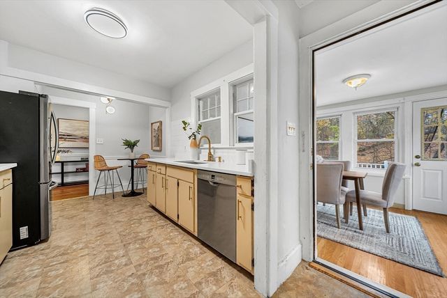 628 Boylston St, Newton, MA 02459