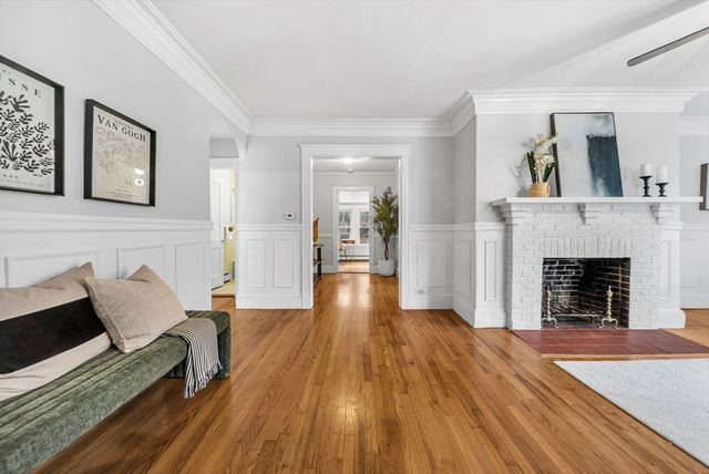 628 Boylston St, Newton, MA 02459