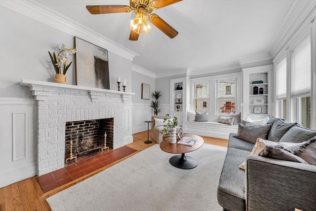 628 Boylston St, Newton, MA 02459