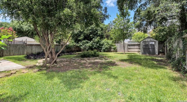 11223 JADESTONE BLVD, San Antonio, TX 78249