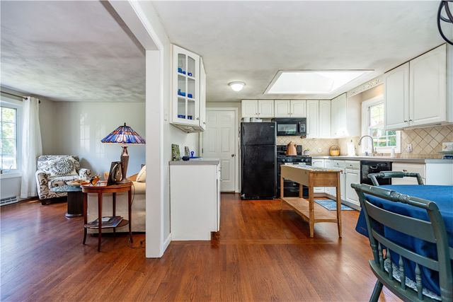 43 Topaz Drive, Warwick, RI 02818
