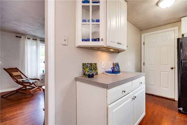 43 Topaz Drive, Warwick, RI 02818