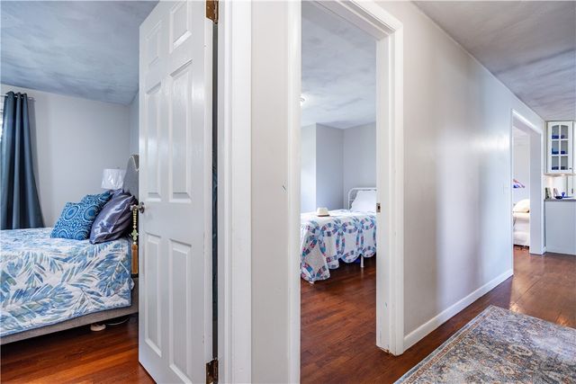 43 Topaz Drive, Warwick, RI 02818