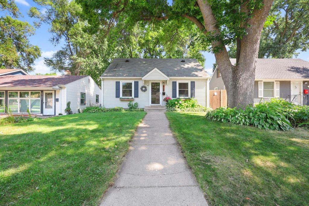 2725 Dakota Avenue S, Saint Louis Park, MN 55416 — photo 2