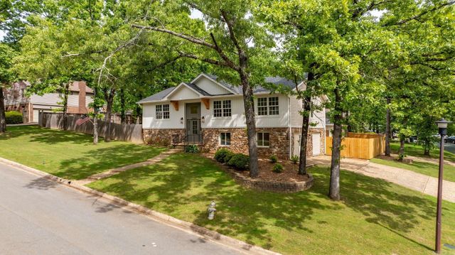 10600 Crestdale Lane, Little Rock, AR 72212