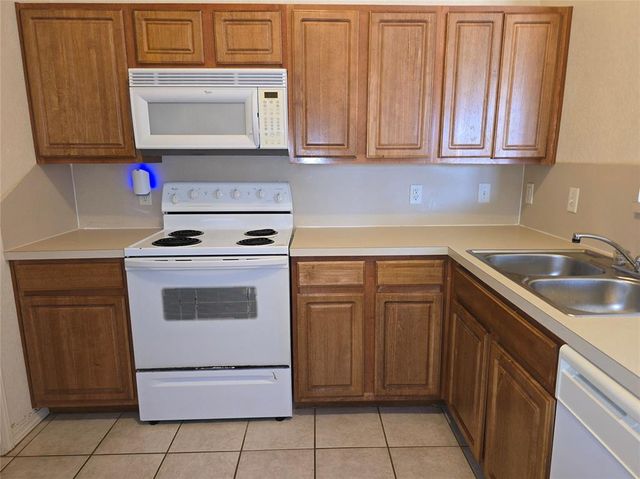 1701 NW 150th Terrace, Edmond, OK 73013