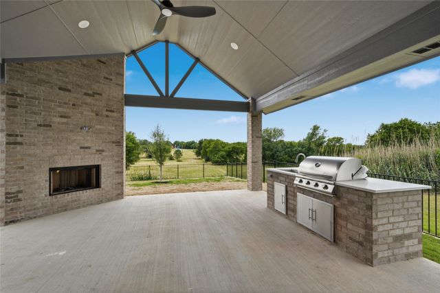 312 3rd Street, Hillsboro, TX 76645