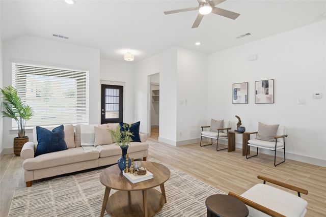 312 3rd Street, Hillsboro, TX 76645
