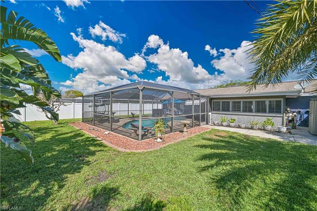 1210 SE 34th TER, Cape Coral, FL 33904