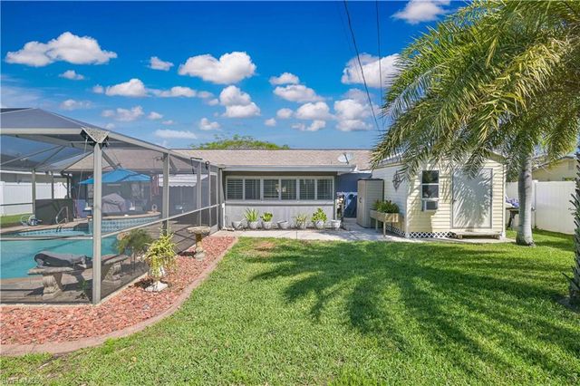 1210 SE 34th TER, Cape Coral, FL 33904