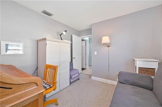 1210 SE 34th TER, Cape Coral, FL 33904