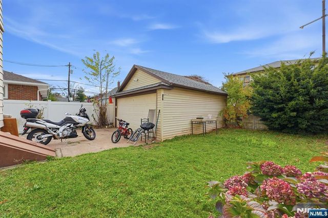 345 2nd Street, Saddle Brook, NJ 07663