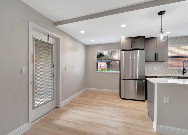 484 Saxony K, Delray Beach, FL 33446