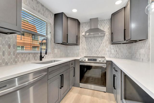 484 Saxony K, Delray Beach, FL 33446