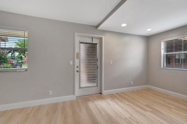 484 Saxony K, Delray Beach, FL 33446
