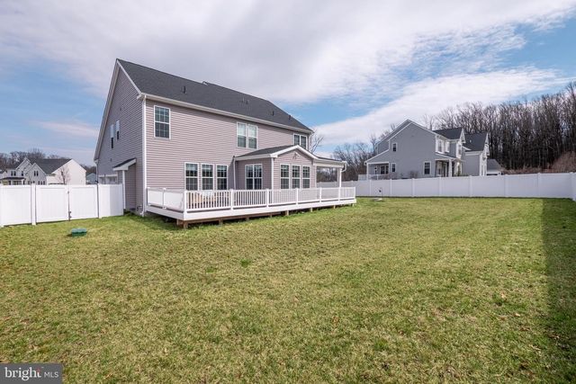 70 KATE CT, Easton, PA 18042