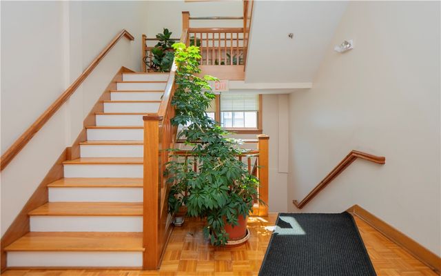 28 Pelham Street, Newport, RI 02840