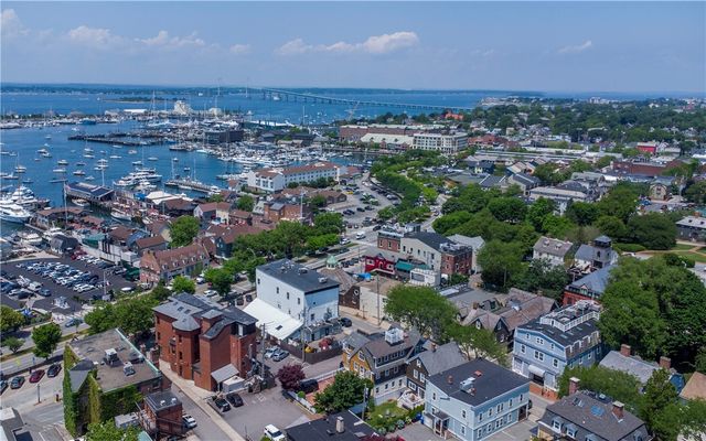 28 Pelham Street, Newport, RI 02840