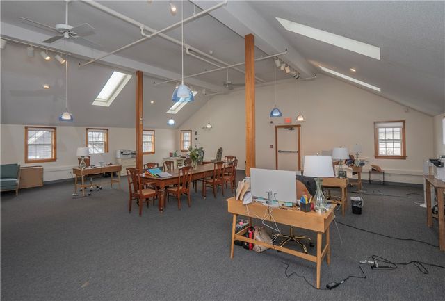 28 Pelham Street, Newport, RI 02840