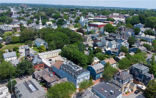 28 Pelham Street, Newport, RI 02840