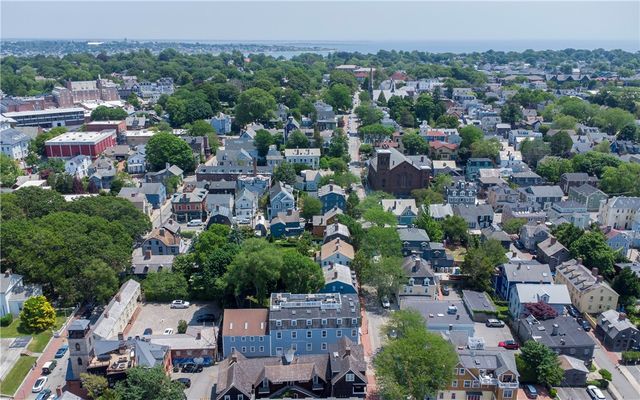 28 Pelham Street, Newport, RI 02840