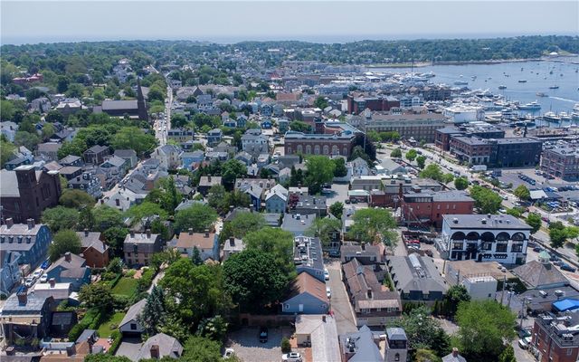 28 Pelham Street, Newport, RI 02840