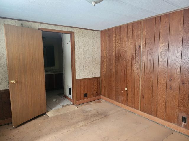 25113 12th Avenue, Gobles, MI 49055