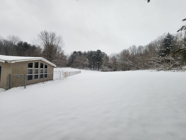 25113 12th Avenue, Gobles, MI 49055