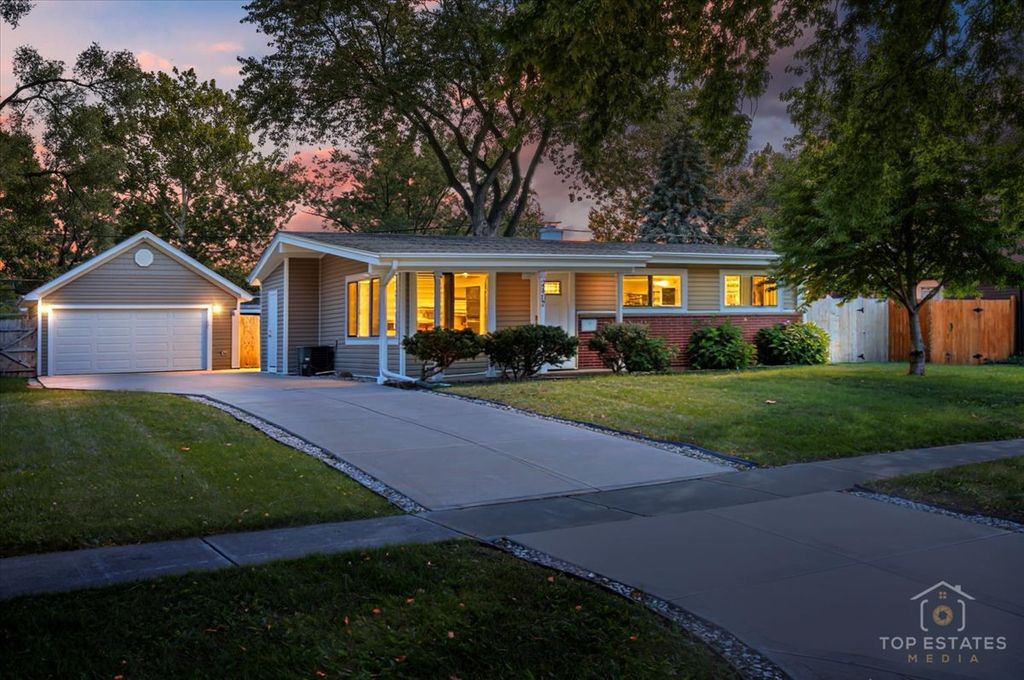 2807 Martin Lane, Rolling Meadows, IL 60008