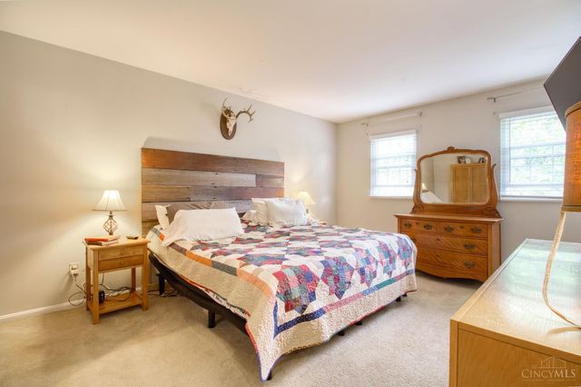 2434 Concordgreen Drive, Cincinnati, OH 45244