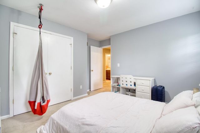 2434 Concordgreen Drive, Cincinnati, OH 45244