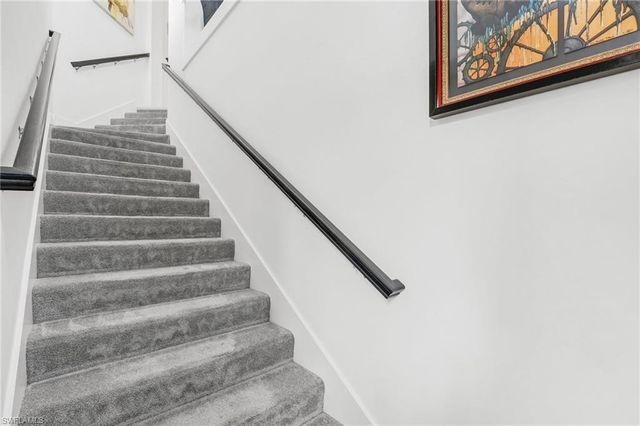 11033 Harbour Yacht CT 202, Fort Myers, FL 33908