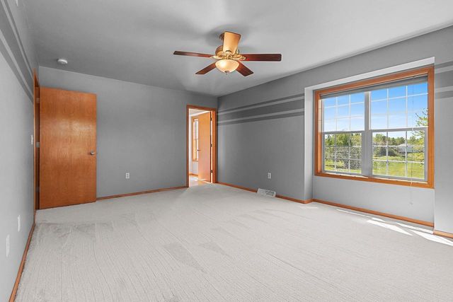 5071 SNAPDRAGON CIRCLE, Little Suamico, WI 54141