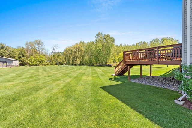 5071 SNAPDRAGON CIRCLE, Little Suamico, WI 54141